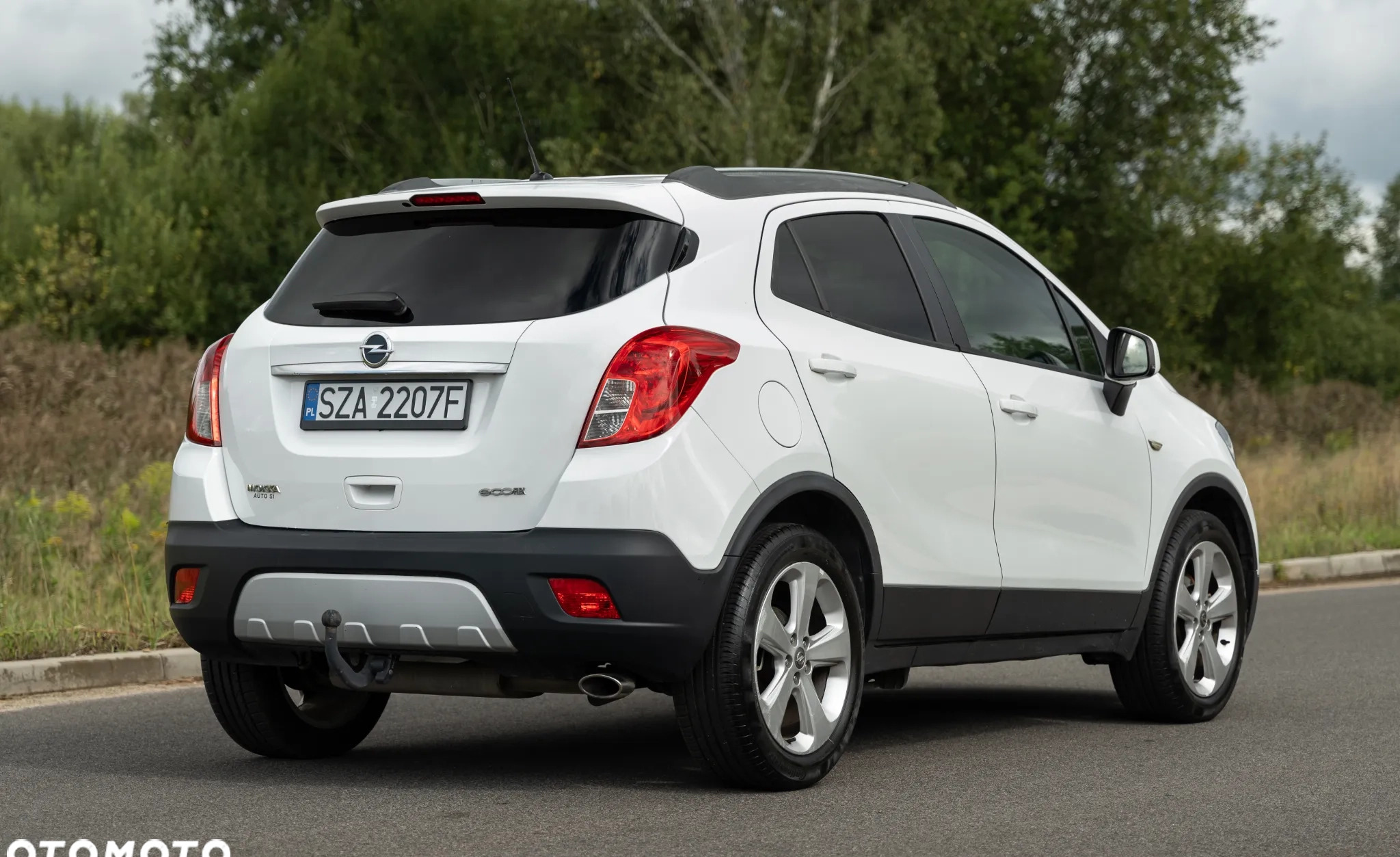 Opel Mokka cena 38500 przebieg: 176000, rok produkcji 2014 z Zawiercie małe 211